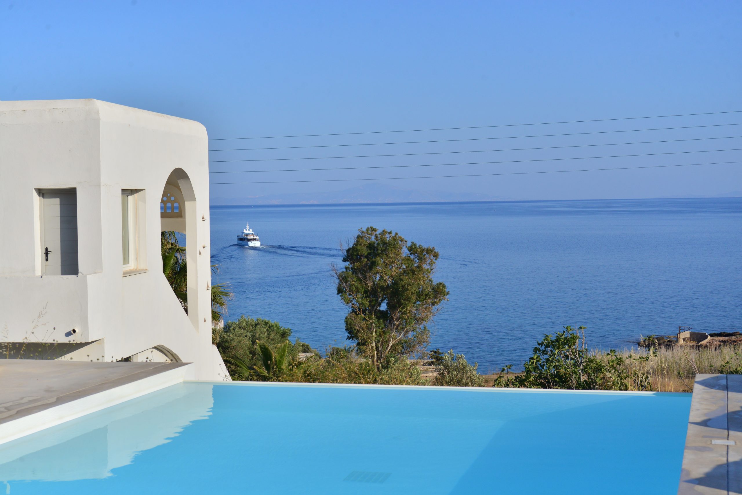 Aloe Mare Suites  Luxury Suites in Syros, Cycladic Islands